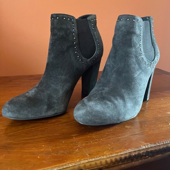 Ralph Lauren Gray Suede Booty - Picture 1 of 3